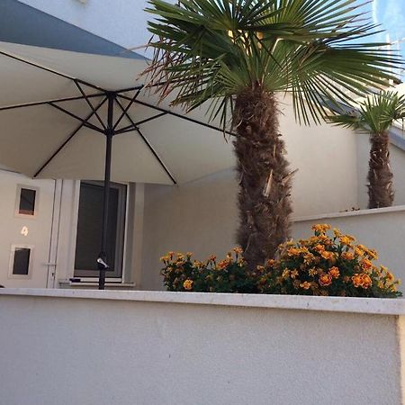 טרוגיר Apartmani Mane מראה חיצוני תמונה
