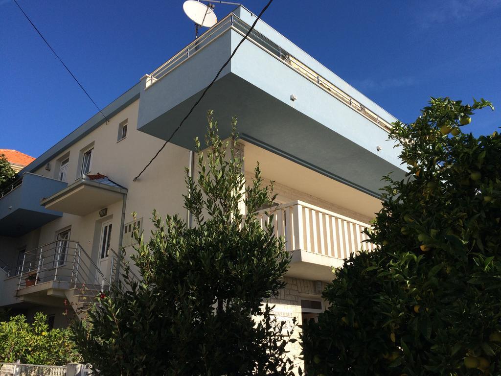 טרוגיר Apartmani Mane מראה חיצוני תמונה