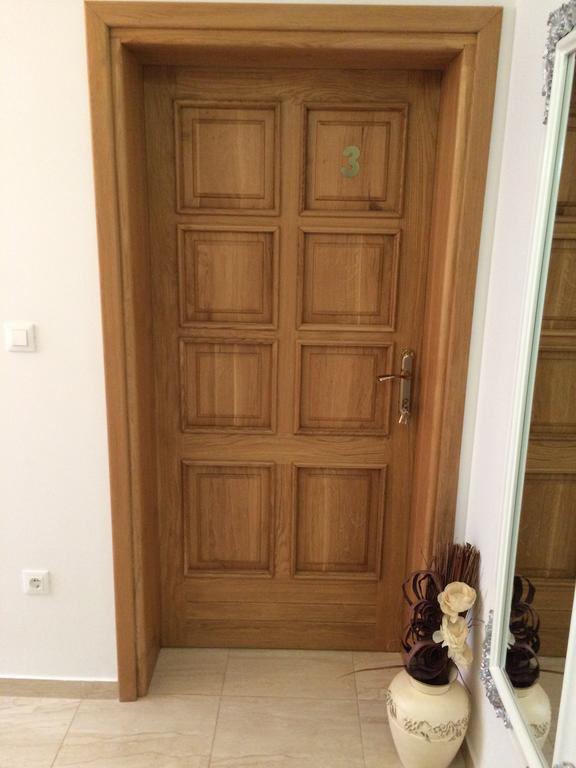 טרוגיר Apartmani Mane מראה חיצוני תמונה