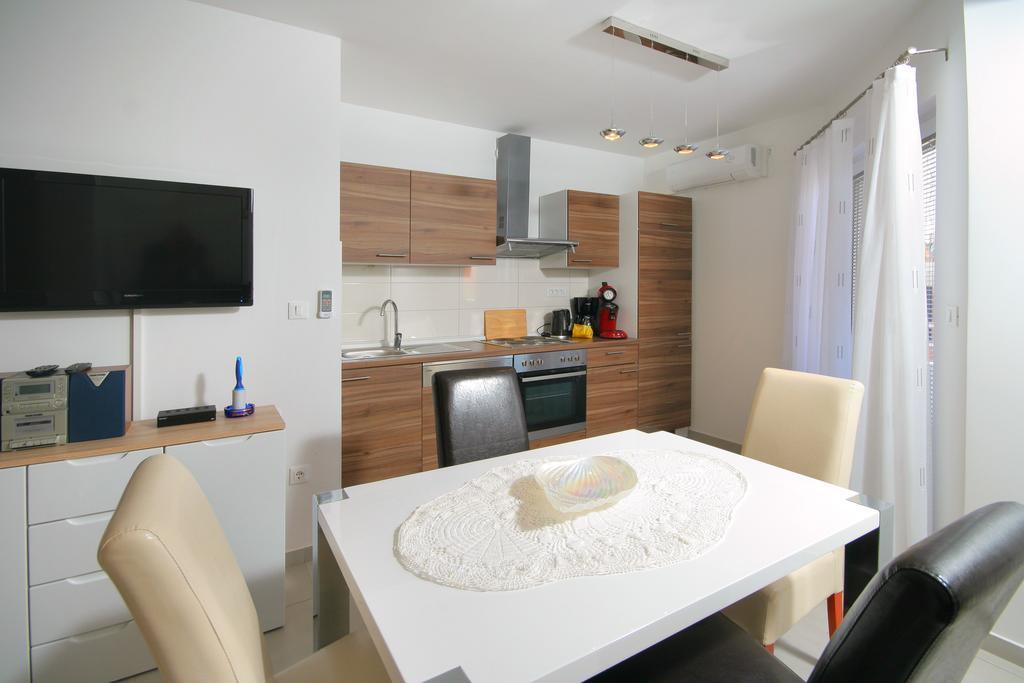 טרוגיר Apartmani Mane מראה חיצוני תמונה