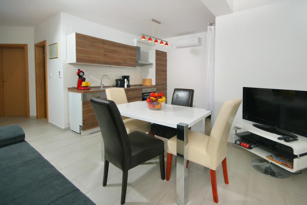 טרוגיר Apartmani Mane מראה חיצוני תמונה