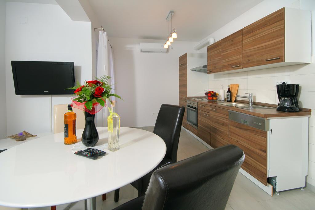 טרוגיר Apartmani Mane מראה חיצוני תמונה